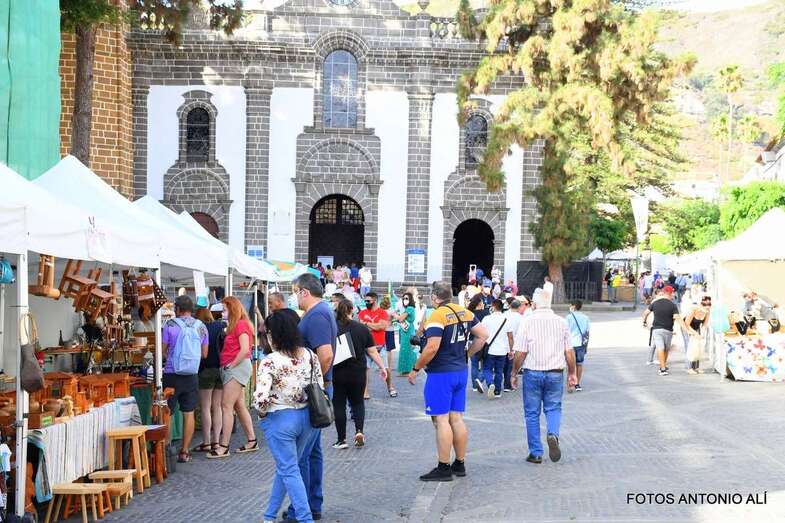 Puestos de la Muestra de Artesanía/Antonio Alí.